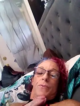 Snapshot of Midnightrayne chatting on 11, 7, 2026 Midnightrayne online show from 11, 7, 2026
