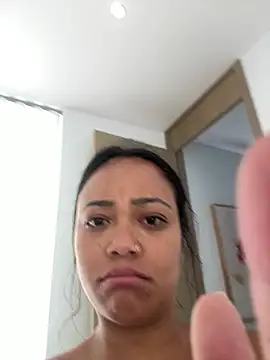 Snapshot of sukisowettt chatting on 22, 7, 2026 sukisowettt online show from 22, 7, 2026