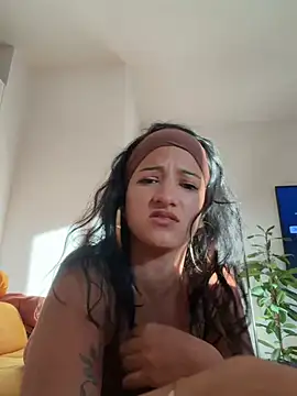 AishaLoveX online show from 20, 7, 2026