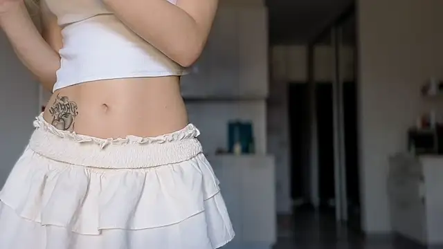 Luna mp4 online show from 15, 7, 2026