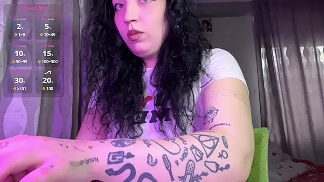 Snapshot of miss___maddy chatting on 10, 7, 2026 miss maddy online show from 10, 7, 2026