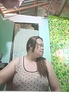 Snapshot of rowena_123 chatting on 29, 7, 2026 rowena 123 online show from 29, 7, 2026