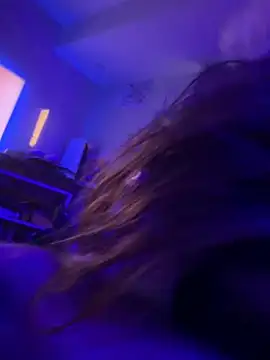 UrHellBri-L online show from 14, 7, 2026