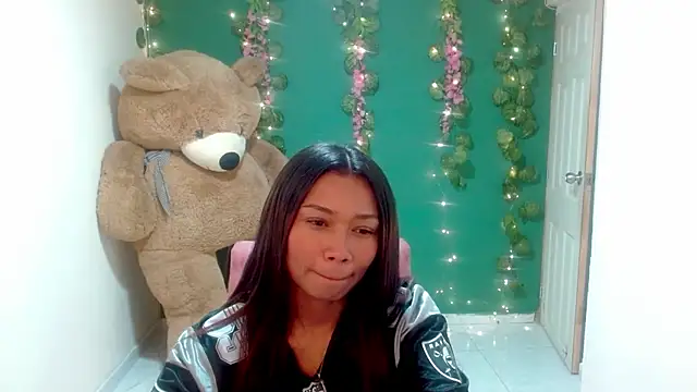 Snapshot of miaisabella6995 chatting on 15, 7, 2026 miaisabella6995 online show from 15, 7, 2026