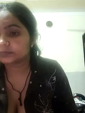 Snapshot of Curvy_Bhabhi_ chatting on 14, 7, 2026 Curvy Bhabhi online show from 14, 7, 2026