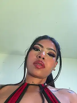 Snapshot of KharolSaiz_ chatting on 18, 7, 2026 KharolSaiz online show from 18, 7, 2026