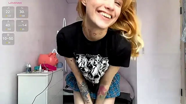 Snapshot of Lili_pup chatting on 17, 7, 2026 Lili pup online show from 17, 7, 2026