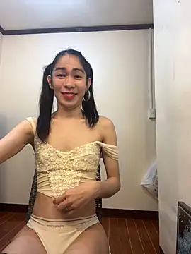 Snapshot of YourTSLovely chatting on 5, 11, 2025 YourTSLovely online show from 5, 11, 2025