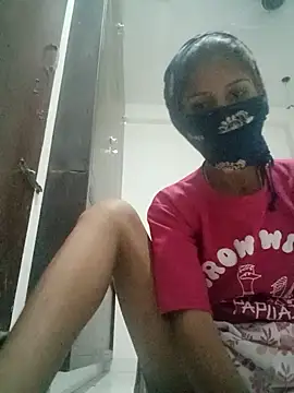 Snapshot of annuji4763 chatting on 20, 7, 2026 annuji4763 online show from 20, 7, 2026