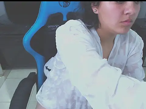 Snapshot of amalia_a chatting on 23, 7, 2026 amalia a online show from 23, 7, 2026