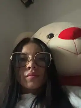 Hott Bunny online show from 20, 7, 2026