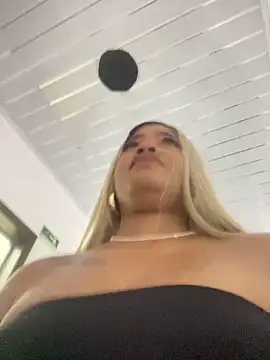 riri brunnete online show from 1, 4, 2026