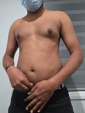 Snapshot of lustguy01 chatting on 22, 7, 2026 lustguy01 online show from 22, 7, 2026