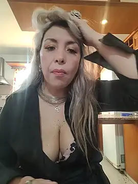 Snapshot of Aldana2015 chatting on 7, 8, 2026 Aldana2015 online show from 7, 8, 2026