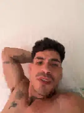 Snapshot of elpolloreyess chatting on 23, 7, 2026 elpolloreyess online show from 23, 7, 2026