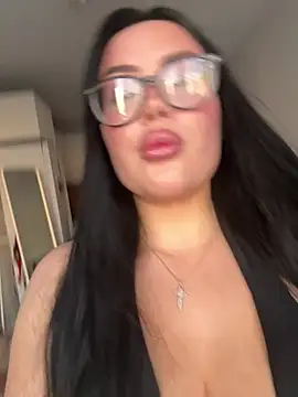 Snapshot of EvaFoxxy_ chatting on 2, 8, 2026 EvaFoxxy online show from 2, 8, 2026