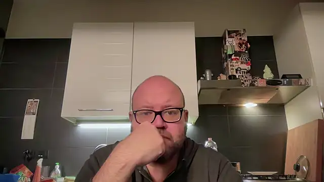 theitalianbear online show from 30, 11, 2025