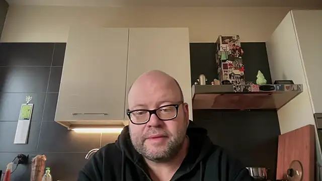 theitalianbear online show from 1, 4, 2026