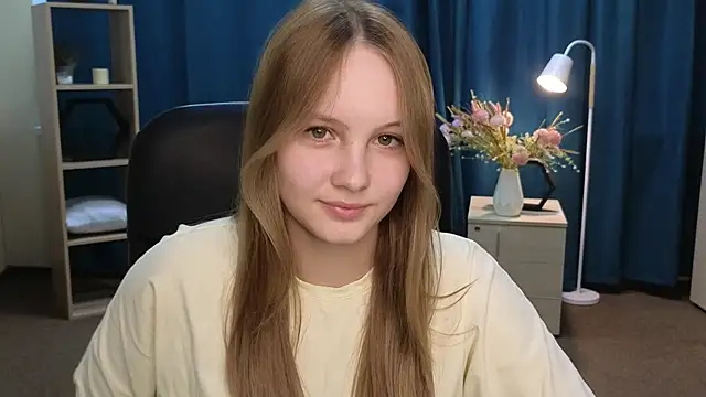 LeighStahl online show from 28, 7, 2026