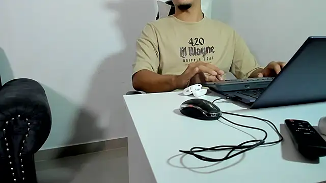 Snapshot of ThreeLion7 chatting on 25, 7, 2026 ThreeLion7 online show from 25, 7, 2026