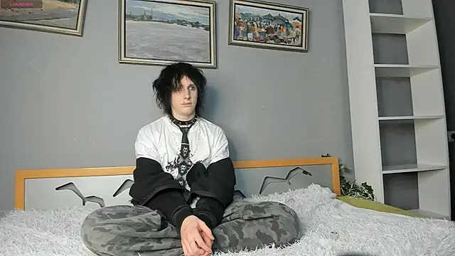 Snapshot of Ember_Vixen chatting on 25, 7, 2026 Ember Vixen online show from 25, 7, 2026