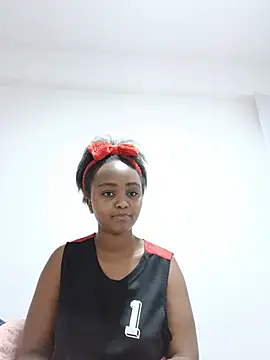 Snapshot of Prettyval77 chatting on 26, 7, 2026 Prettyval77 online show from 26, 7, 2026