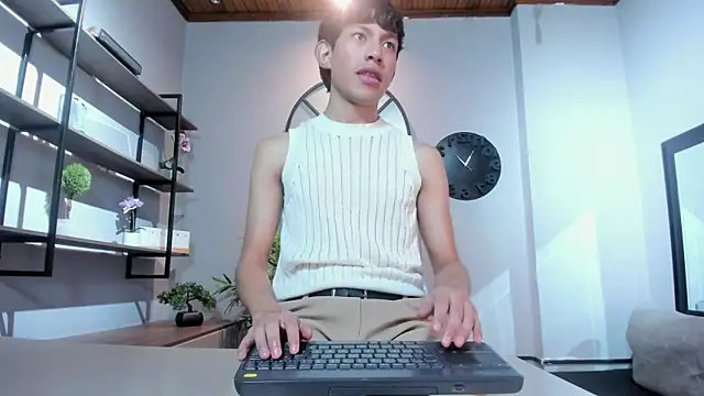 Pierre Leroy  online show from 29, 7, 2026