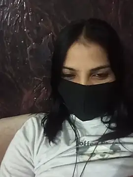 Hot-Choco online show from 30, 7, 2026