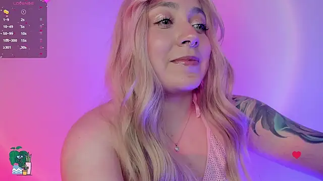Snapshot of honeybelle_ chatting on 3, 8, 2026 honeybelle online show from 3, 8, 2026