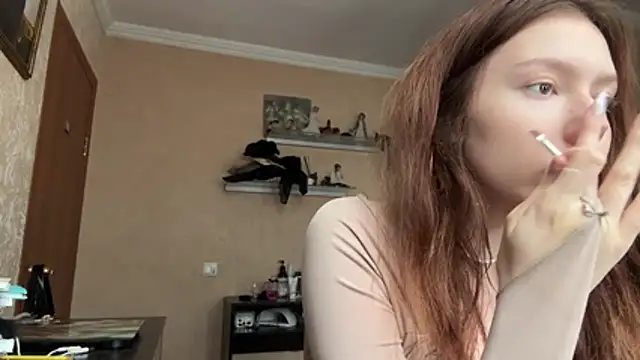 Snapshot of AliceLoveq chatting on 31, 7, 2026 AliceLoveq online show from 31, 7, 2026