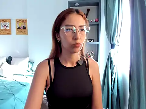 AriaRowenn online show from 4, 8, 2026