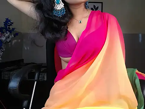 Snapshot of Loving_heena chatting on 30, 7, 2026 Loving heena online show from 30, 7, 2026
