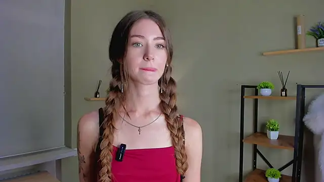 Cutie Putie online show from 29, 7, 2026