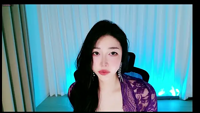 Snapshot of Suki-999 chatting on 31, 7, 2026 Suki-999 online show from 31, 7, 2026