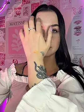 PinkyKitten online show from 1, 8, 2026