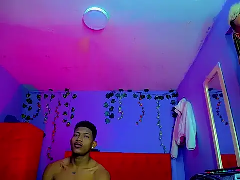 Snapshot of TyssonBeckfordd chatting on 4, 8, 2026 TyssonBeckfordd online show from 4, 8, 2026