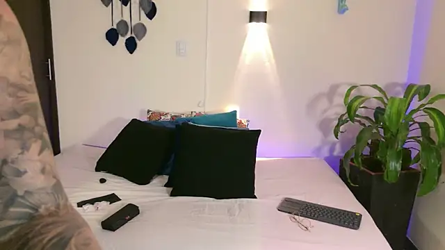 VainillaSecret online show from 1, 8, 2026