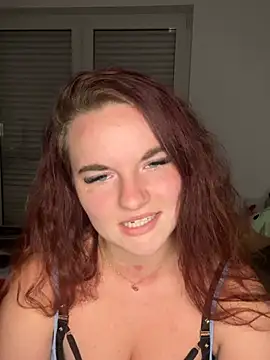 Snapshot of SecretSarah69 chatting on 3, 8, 2026 SecretSarah69 online show from 3, 8, 2026