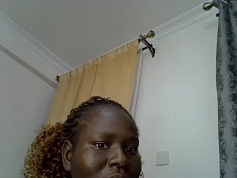 Snapshot of SexyNicole17 chatting on 1, 8, 2026 SexyNicole17 online show from 1, 8, 2026