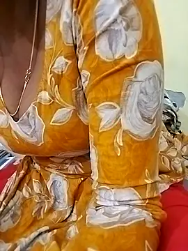 Snapshot of Lovely-Deepa chatting on 3, 8, 2026 Lovely-Deepa online show from 3, 8, 2026