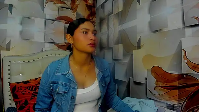 Snapshot of malaika_chalo chatting on 3, 8, 2026 malaika chalo online show from 3, 8, 2026