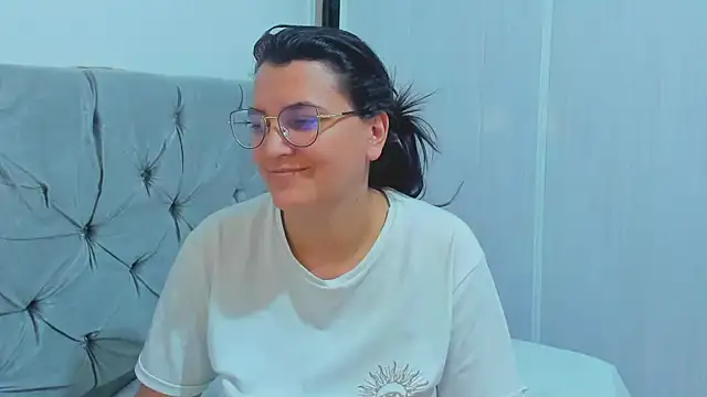 MARILYN GARCIA online show from 22, 1, 2025