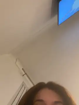 Cherries Bella online show from 6, 8, 2026