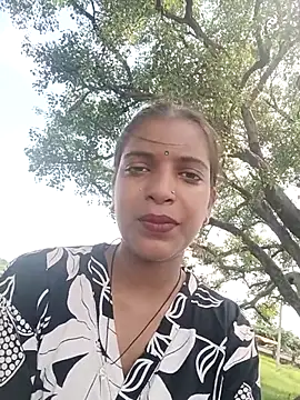 Snapshot of Anushka8848 chatting on 9, 8, 2026 Anushka8848 online show from 9, 8, 2026