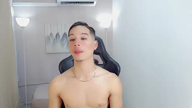 Snapshot of Flex_boyy_ chatting on 8, 8, 2026 Flex boyy online show from 8, 8, 2026