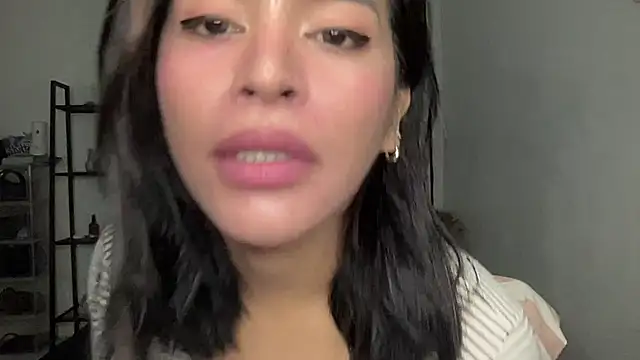 Snapshot of your_bianca69 chatting on 1, 4, 2026 your bianca69 online show from 1, 4, 2026