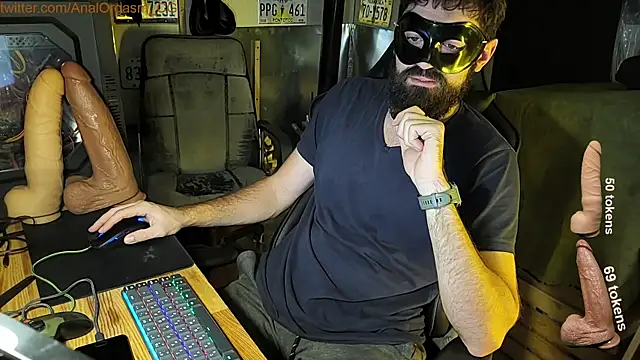 Snapshot of AnalOrgasm_CG chatting on 5, 1, 2025 AnalOrgasm CG online show from 5, 1, 2025