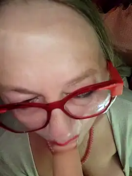 MucMilf59 online show from 12, 5, 2026
