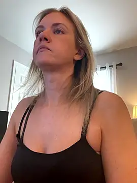 Snapshot of Kay_Cakes chatting on 13, 1, 2026 Kay Cakes online show from 13, 1, 2026