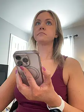 Snapshot of Kay_Cakes chatting on 2, 2, 2026 Kay Cakes online show from 2, 2, 2026